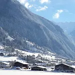 Apartment Luxus Nina Mit Zirbenhütte