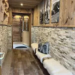Apartment Luxus Nina Mit Zirbenhütte