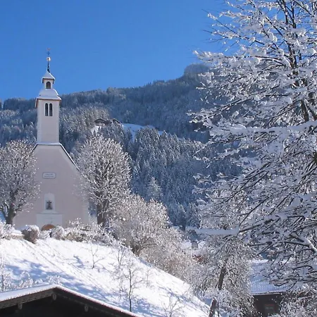 Luxus Nina Mit Zirbenhütte Apartamento *