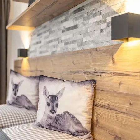 Lägenhet Luxus Nina Mit Zirbenhuette Ramsau im Zillertal