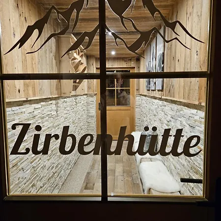 Luxus Nina Mit Zirbenhuette