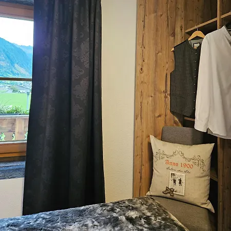 Διαμέρισμα Luxus Nina Mit Zirbenhuette Ramsau im Zillertal
